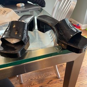 Gucci jelly rubber platform slides sz 37 black
